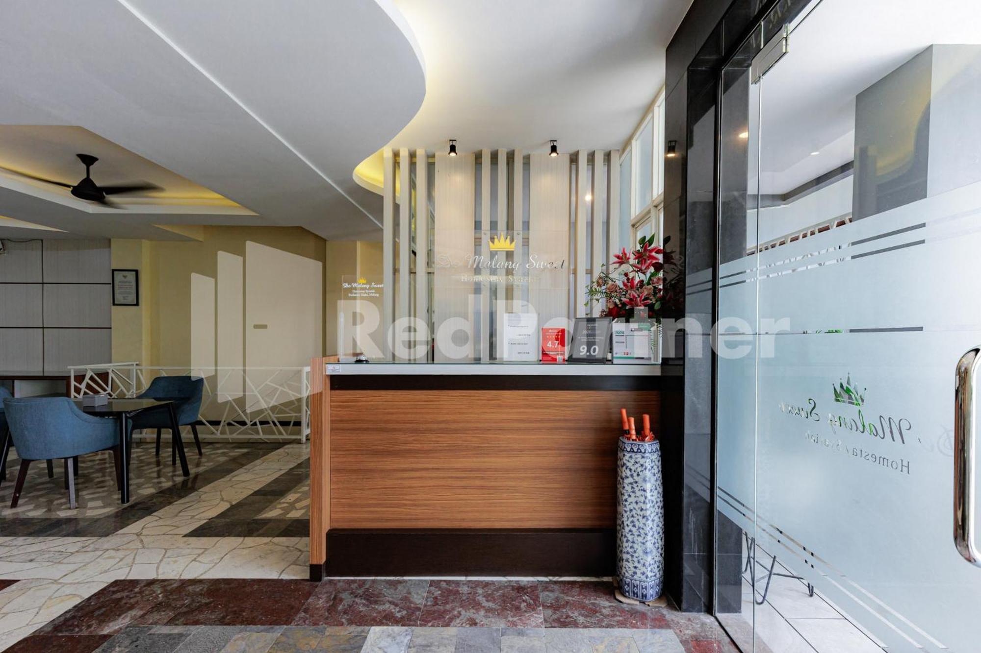 De Malang Sweet Homestay Syariah Mitra Reddoorz Exterior foto