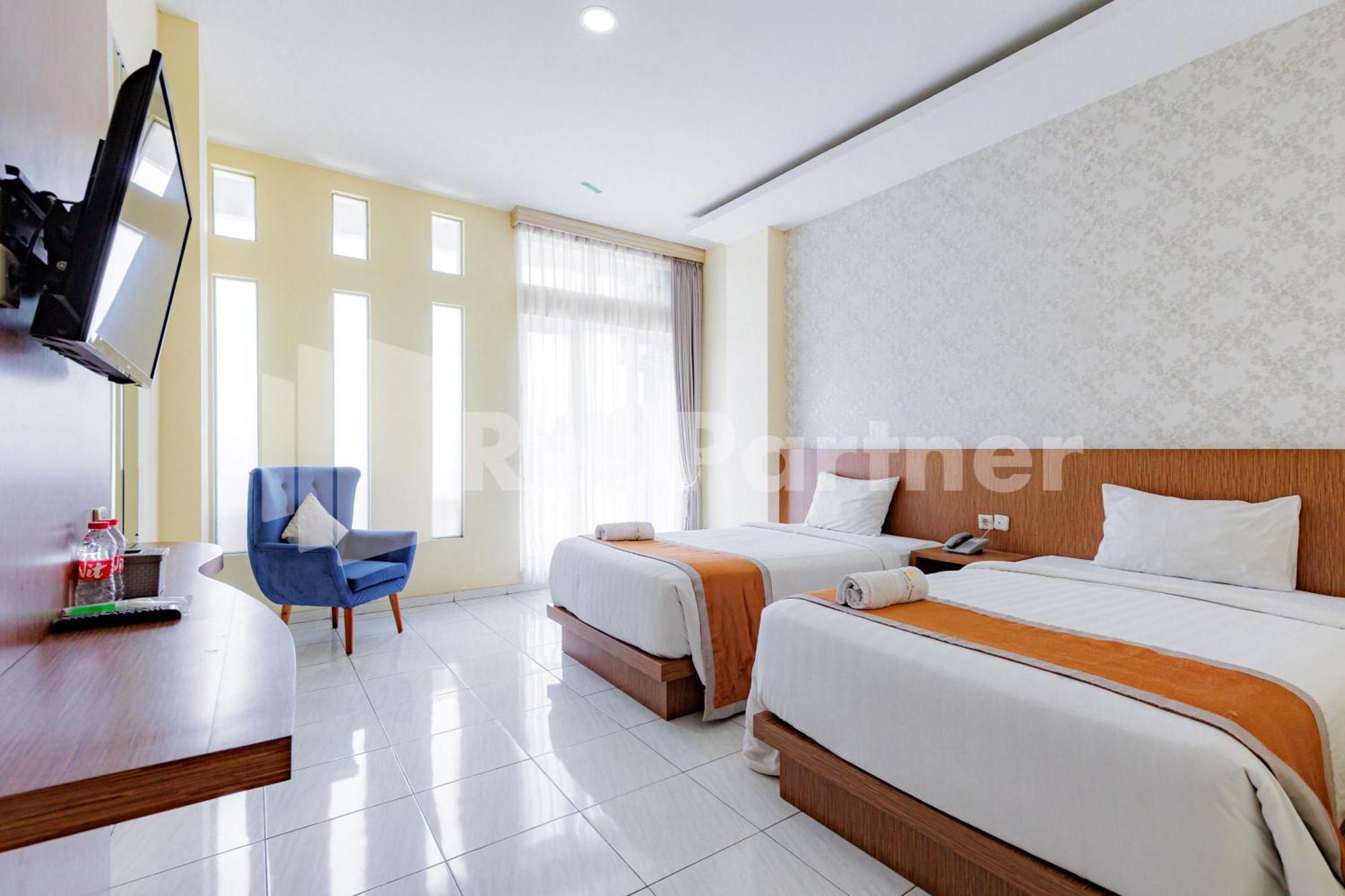 De Malang Sweet Homestay Syariah Mitra Reddoorz Exterior foto